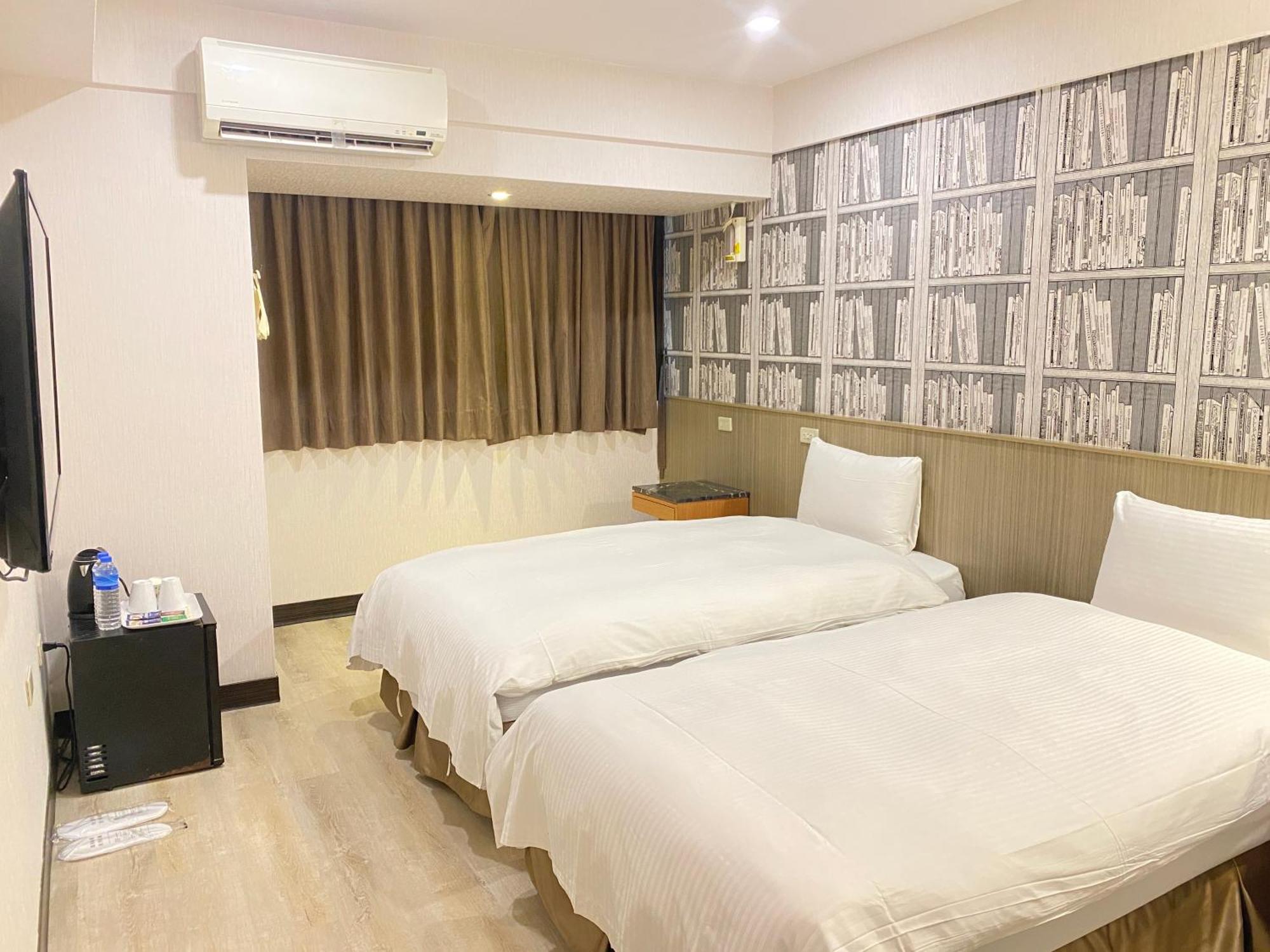 Taipei Toy Hotel Exterior photo